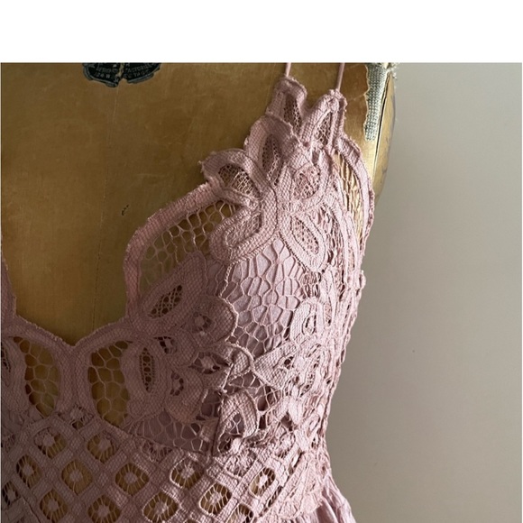 Free people] Rose lace Cami Crop Bra top. - Picture 6 of 14